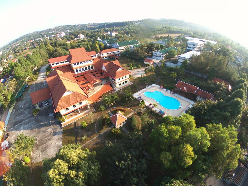 Don Bosco Hotel School Sihanoukville Buitenkant foto