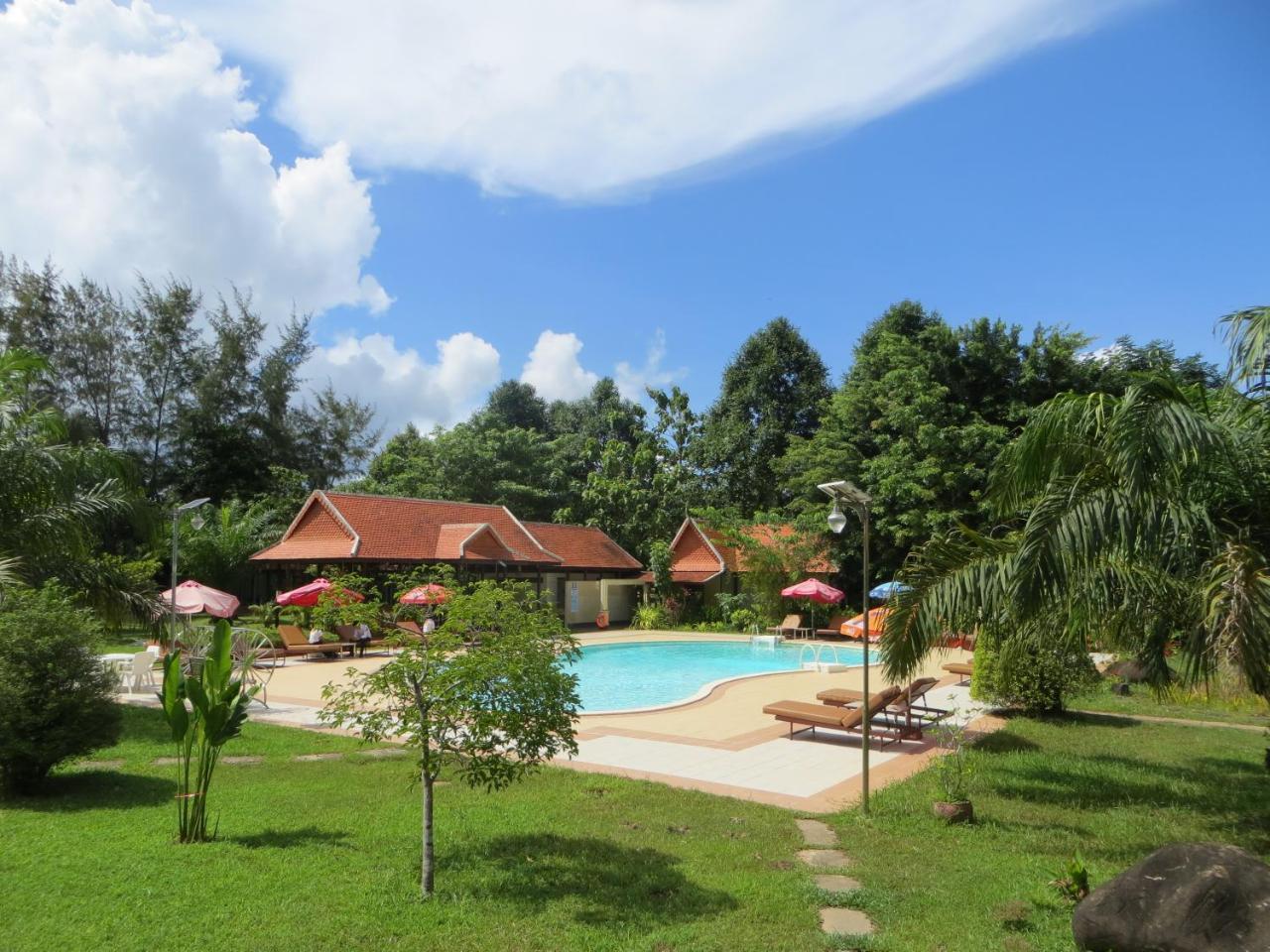 Don Bosco Hotel School Sihanoukville Buitenkant foto